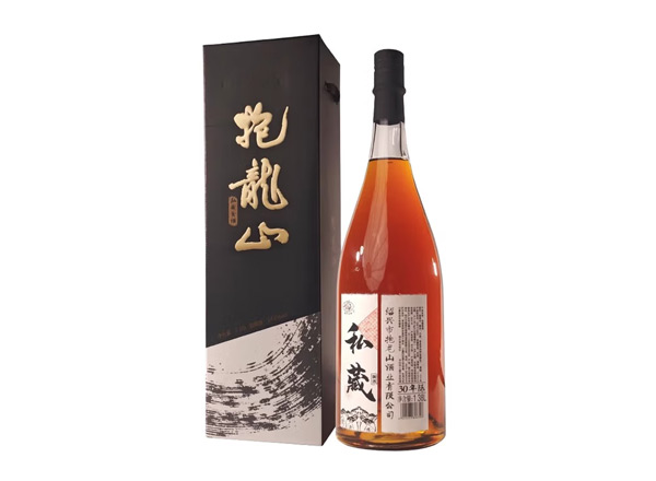 大连抱龙山黄酒回收抱龙山私藏30年陈酿1.38L礼盒装绍兴花雕酒行情价格