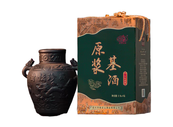 大连抱龙山黄酒回收抱龙山原浆基酒封坛珍藏20年5斤绍兴黄酒行情价格